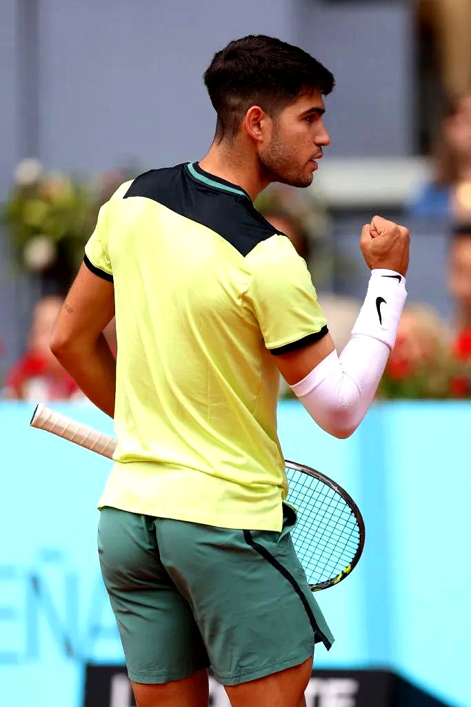 28圈体育-包含赛地聚焦：法国杯窗口期热度飙升；门兴格拉德巴赫手感冰凉；目标明确；更衣室氛围转暖的词条