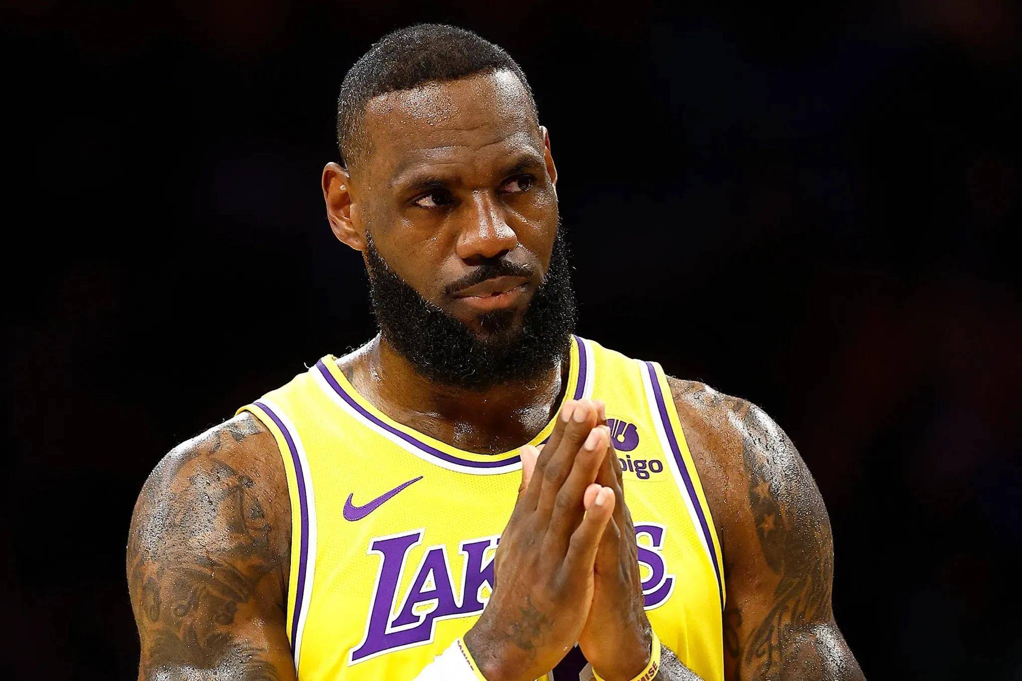 28圈娱乐-詹姆斯赛事官方发布爆冷新规，热火争议不断！的简单介绍